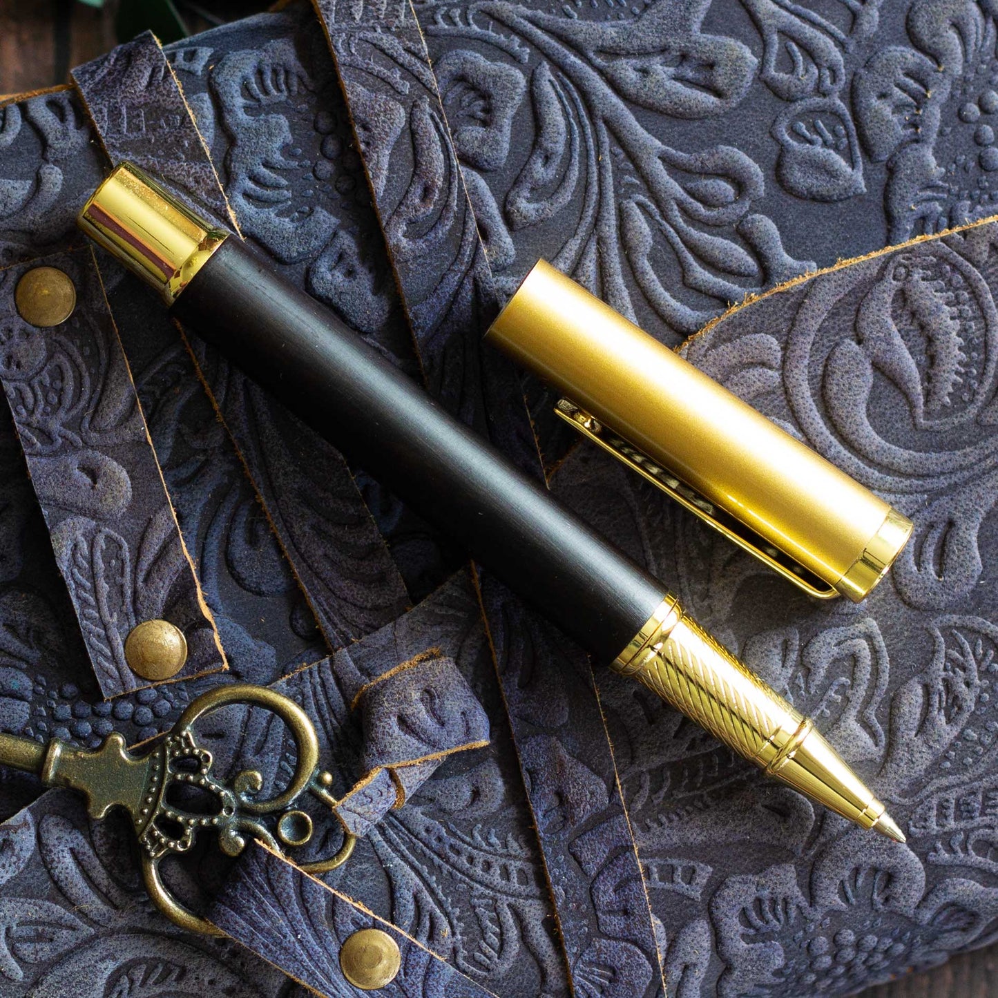 Classic Wooden Gel Pen - Sandalwood-Black Wood Body, Black Ink & Brass Accents