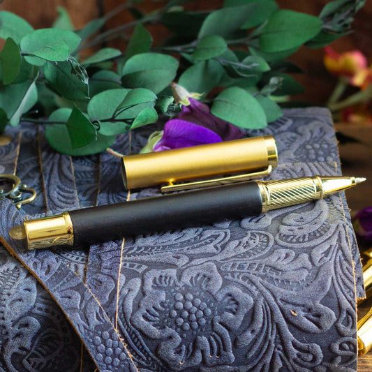 Classic Wooden Gel Pen - Sandalwood-Black Wood Body, Black Ink & Brass Accents