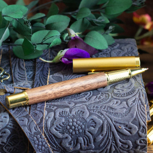 Classic Wooden Gel Pen - Pale Walnut Body, Black Ink & Brass Accents